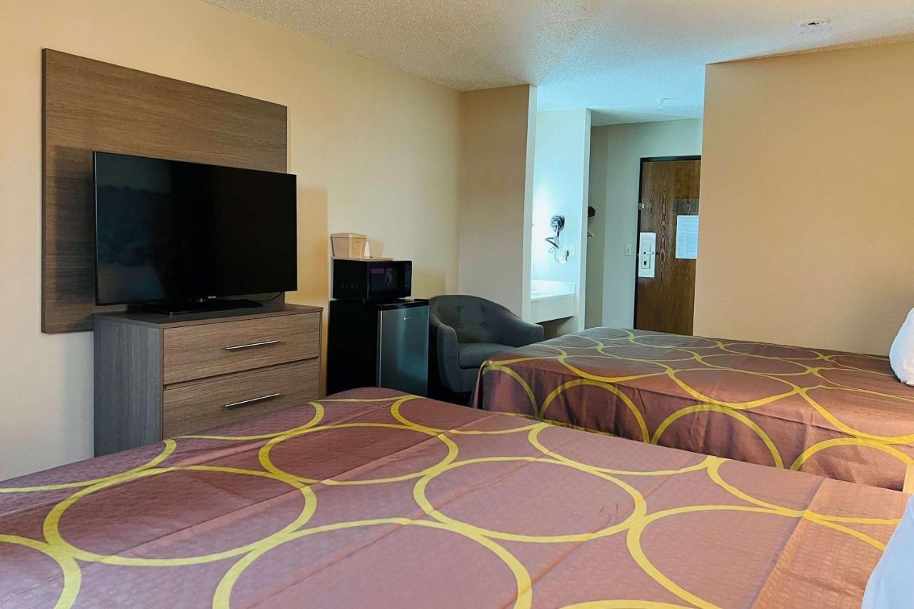 Super 8 By Wyndham 2*